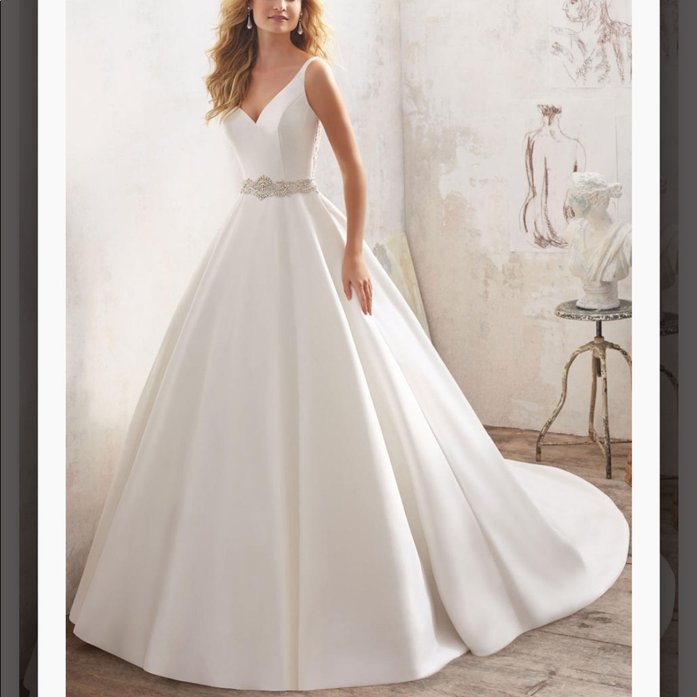 Brand New, Mori Lee Wedding Dress 8123